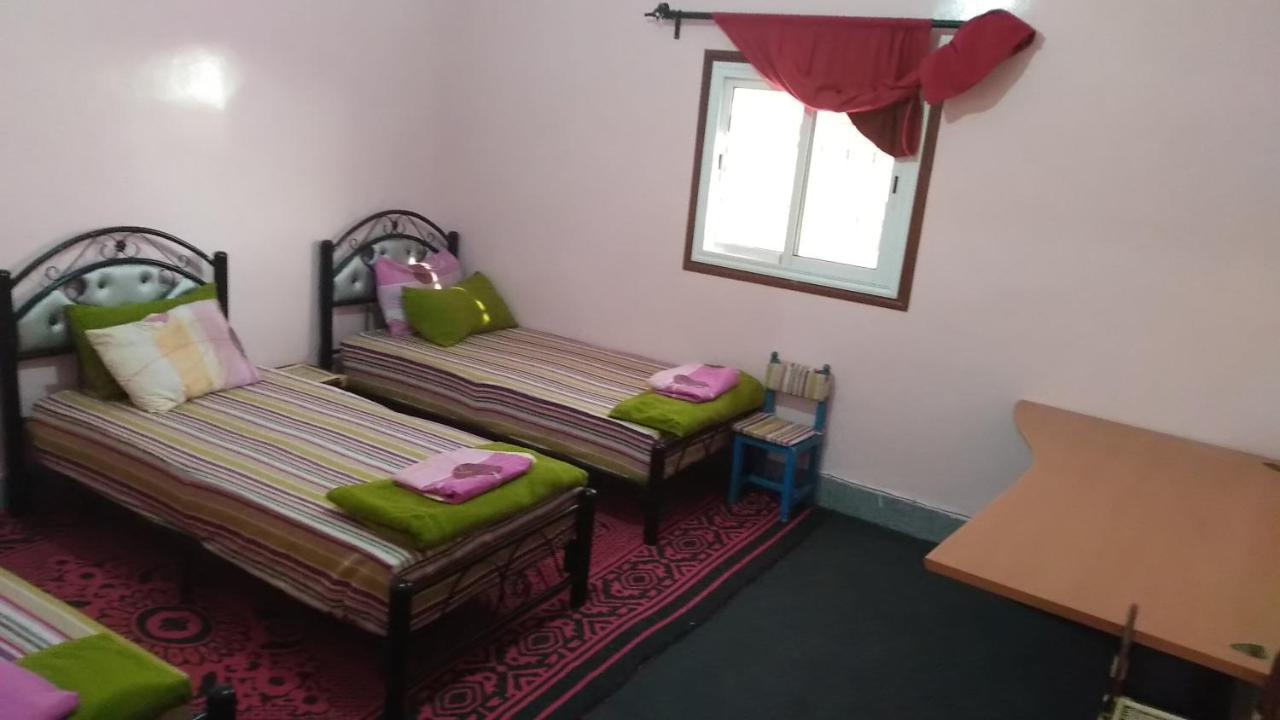 Auberge De La Jeunesse Tajda Kültér fotó